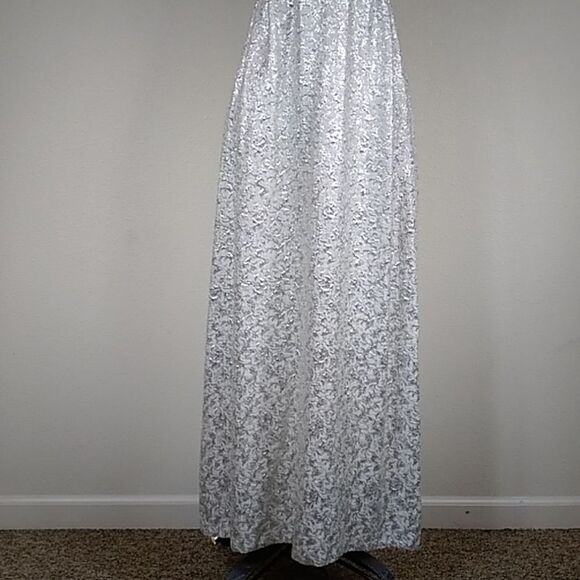 Vintage Handmade Formal Silver And Cream Dress Size S/M Approximate - Picture 4 of 16